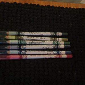 Eye-Lip Liners! (Various Colors)